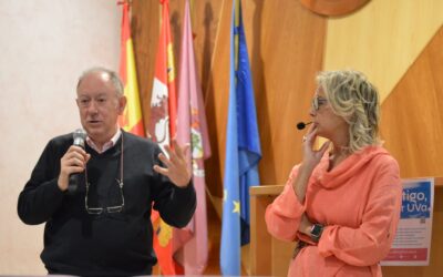 Pilar Garcés recorre las facultades de Educación y Arquitectura con un mensaje directo: «Innovar en docencia no puede ser una carga extra»